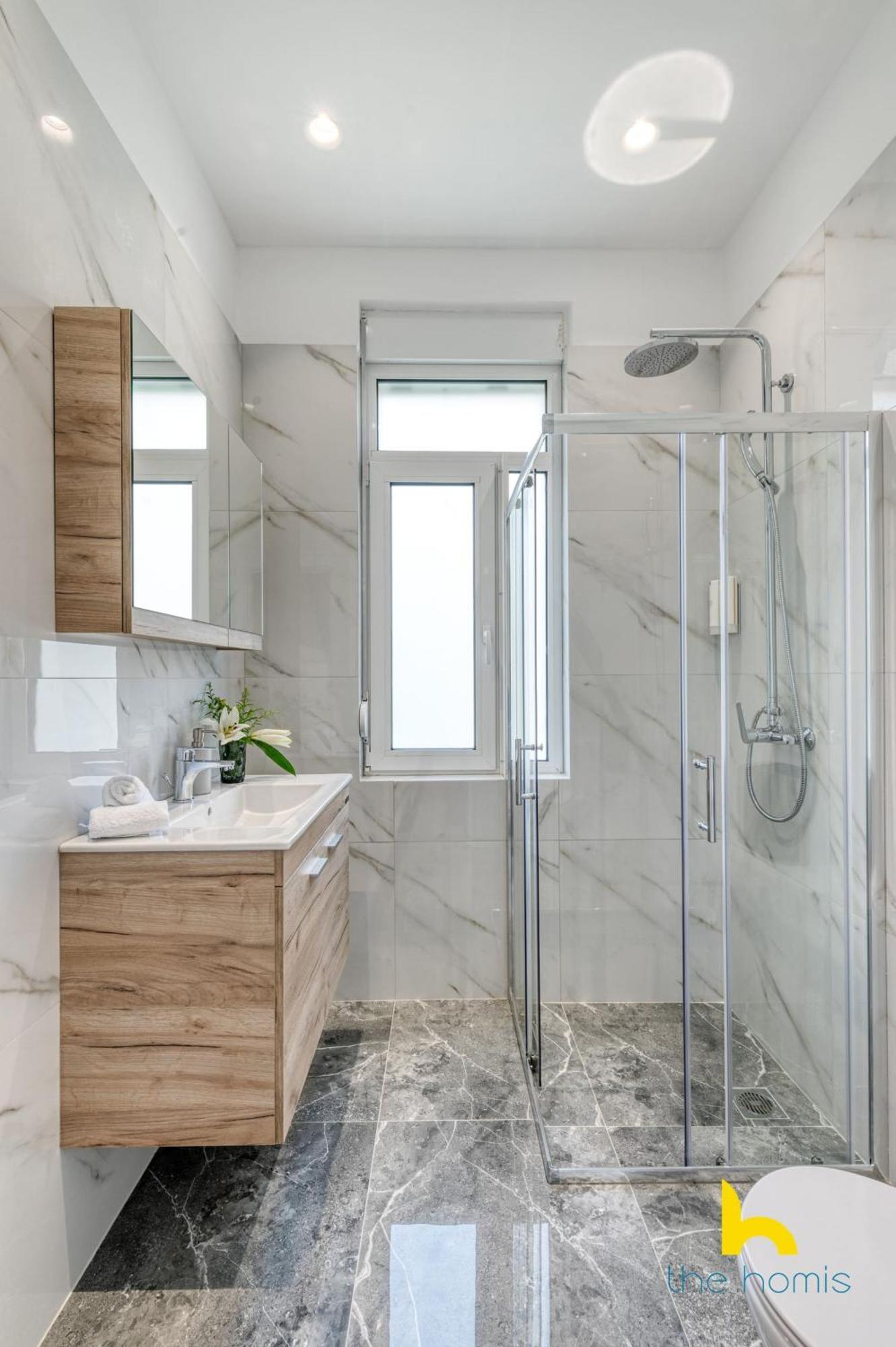 Contemporary 2-Bdr Apt Near Kalimarmaro & Alsos Park! Ateny Zewnętrze zdjęcie